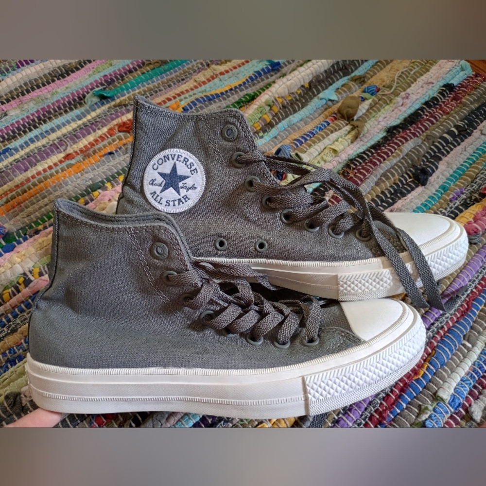 NWOT High top Converse - Picture 2 of 7